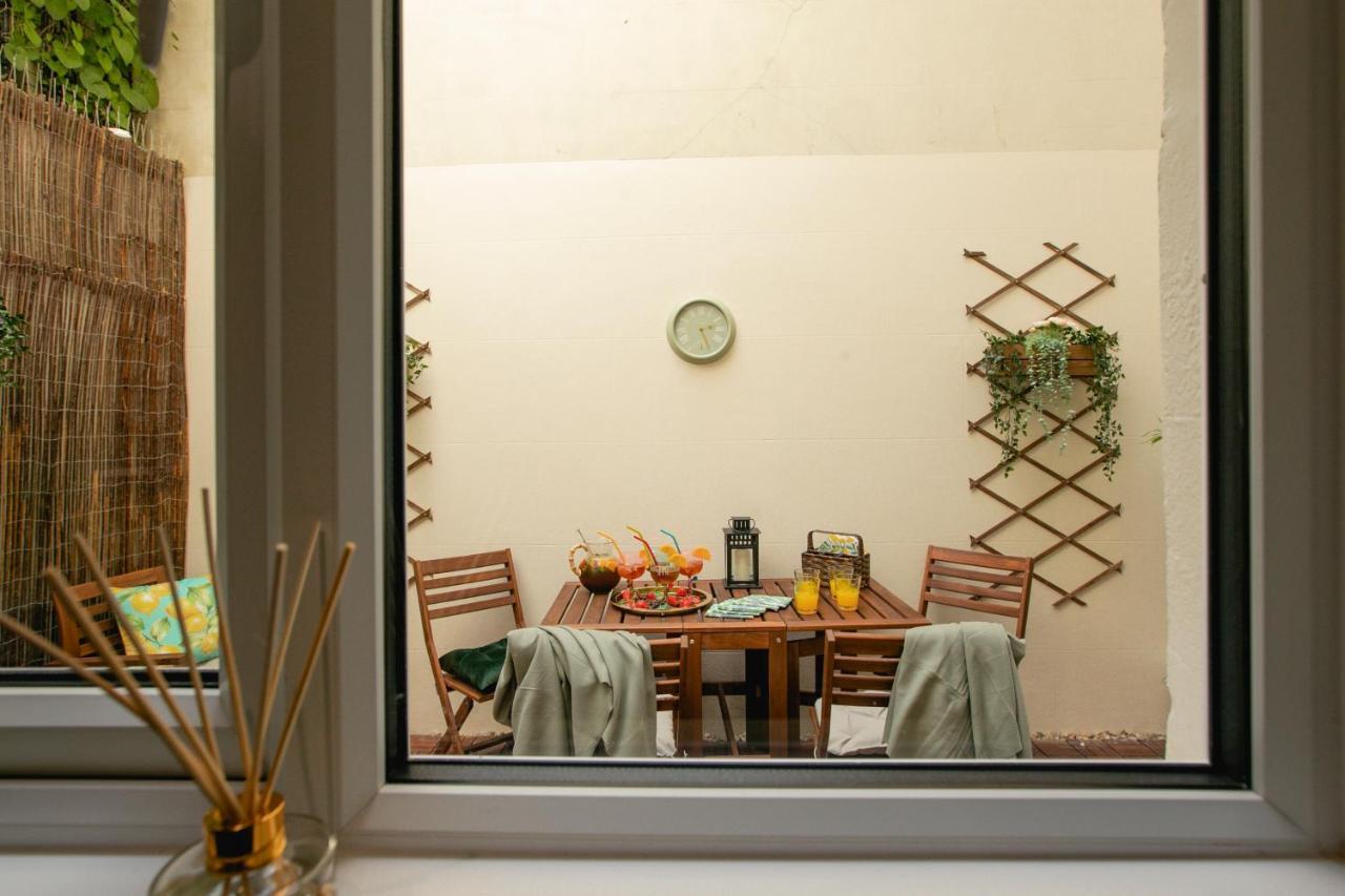 Апартаменты Brighton Beach 2Br Ap With Patio Экстерьер фото